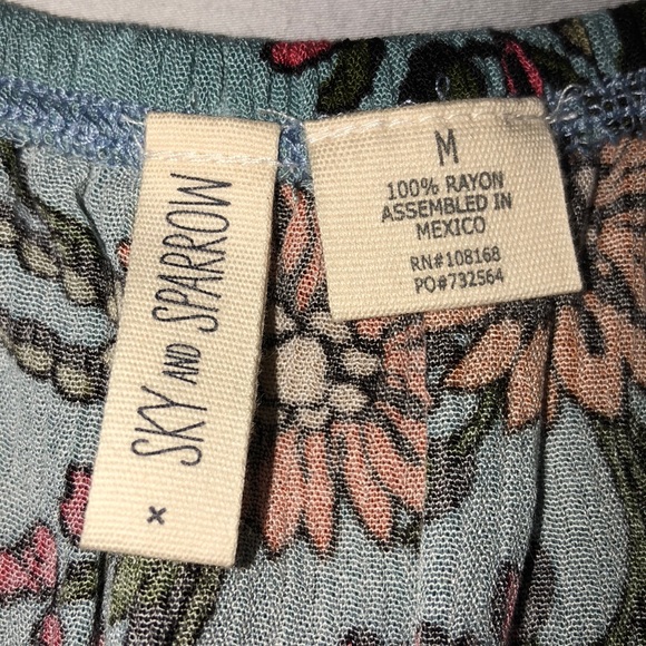 NWT. Paid $21 here. Flirty top by Sky & Sparrow - Picture 5 of 6